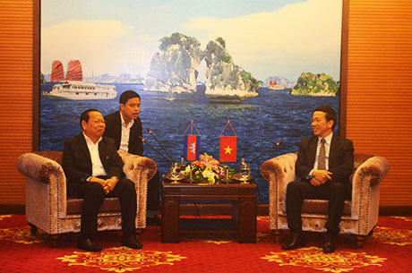 广宁省人民政府副主席阮文成会见柬埔寨计划部代表团